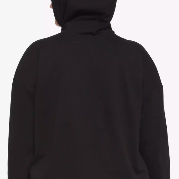 Sanrio Kuromi 3D Ears Womens Black Hoodie Hot Topic Size Medium M - Picture 2 of 10